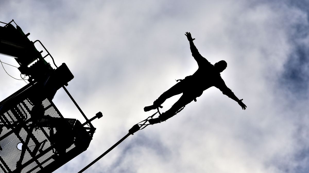 Itsuki Village Bungy Jump in Kumamoto: 66m High, the Only Spot in Kyushu! Prices & Booking Guide